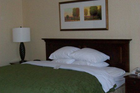 Country & By Radisson, Lima, Oh